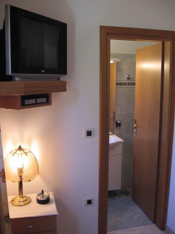 Guest House Caterina 포레치 객실 사진